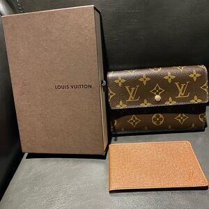 LV Monogram Conpact Tresor International Wallet